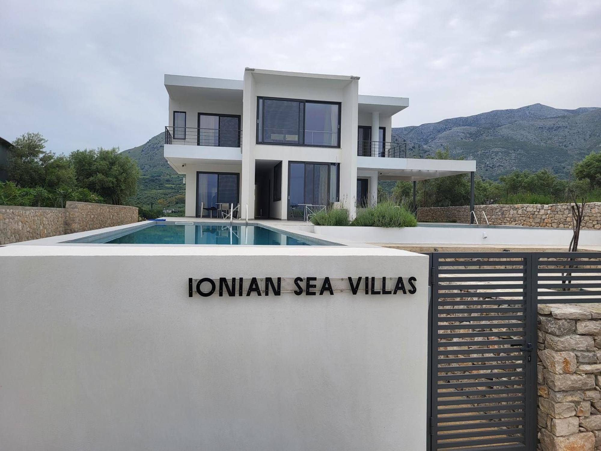 Ionian Sea Villas Paleros Chambre photo